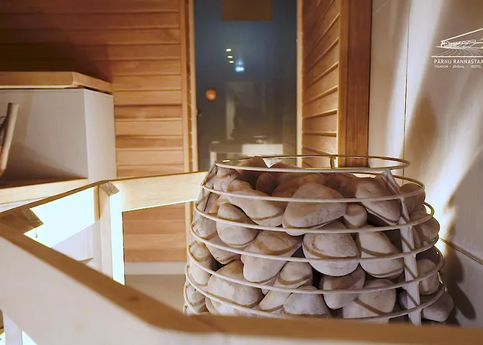 אכסניה Rannastaadioni *